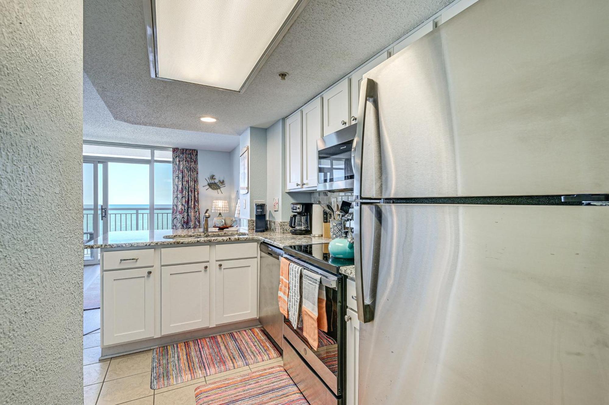 Beachy Condo With Pool Access And Steps To Boardwalk! Мертл-Біч Екстер'єр фото